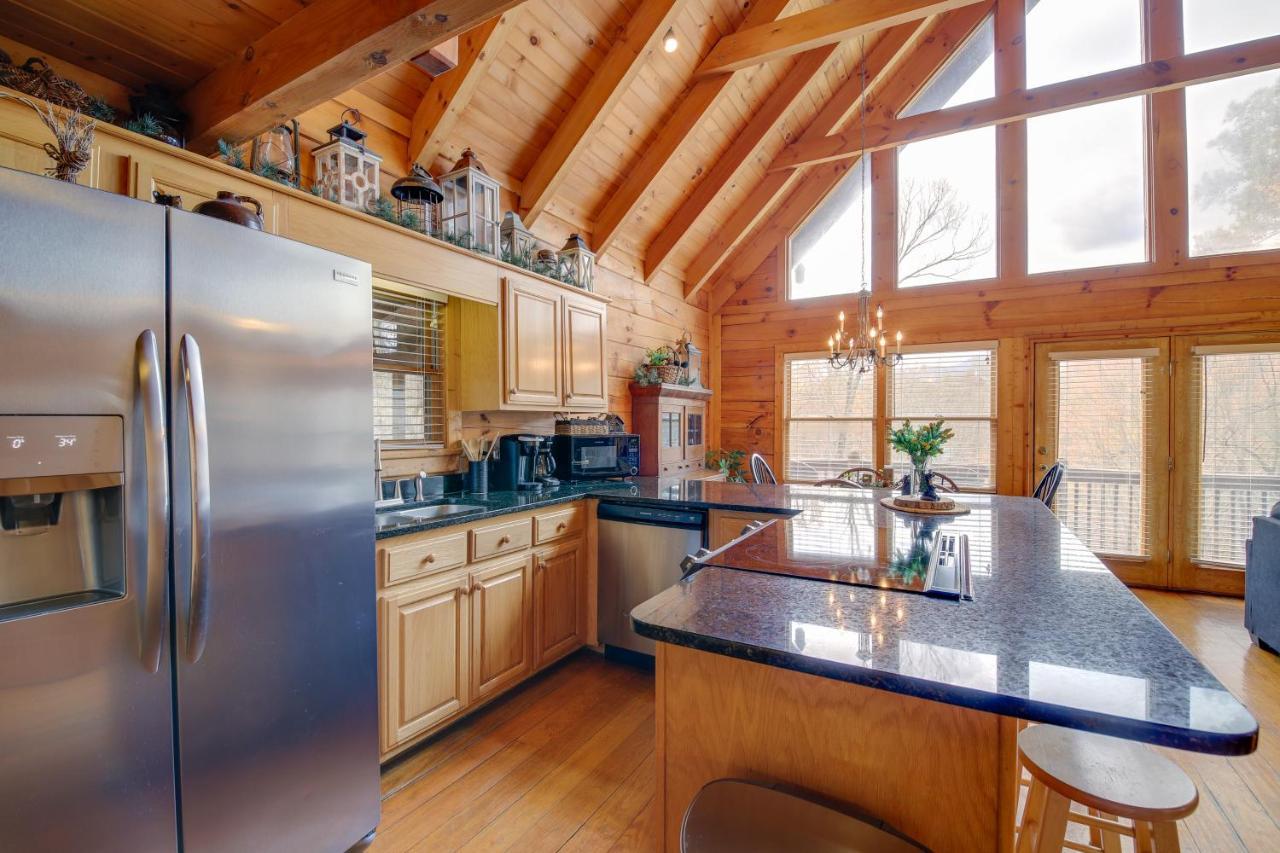 Smoky Mountains Cabin With Hot Tub, Deck And Views! Sevierville Exterior foto
